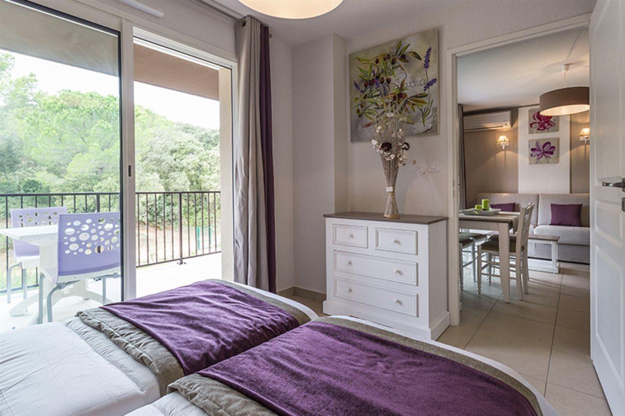Residhotel Residence Pont Du Gard Ремулін Екстер'єр фото