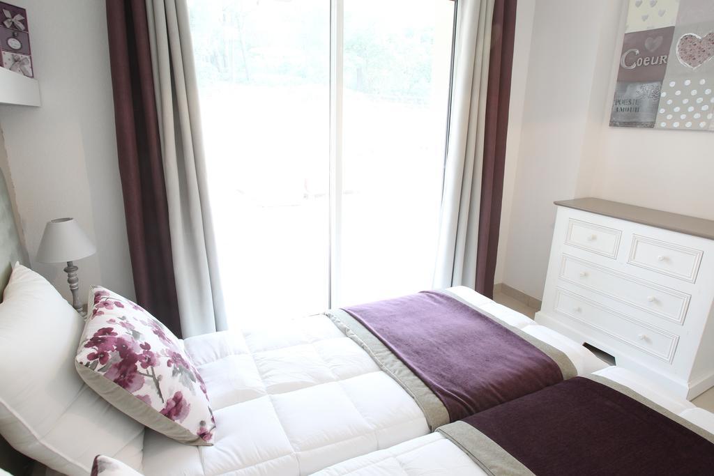 Residhotel Residence Pont Du Gard Ремулін Номер фото