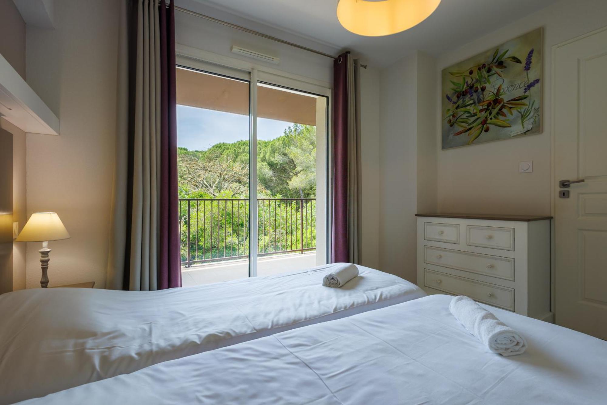 Residhotel Residence Pont Du Gard Ремулін Екстер'єр фото