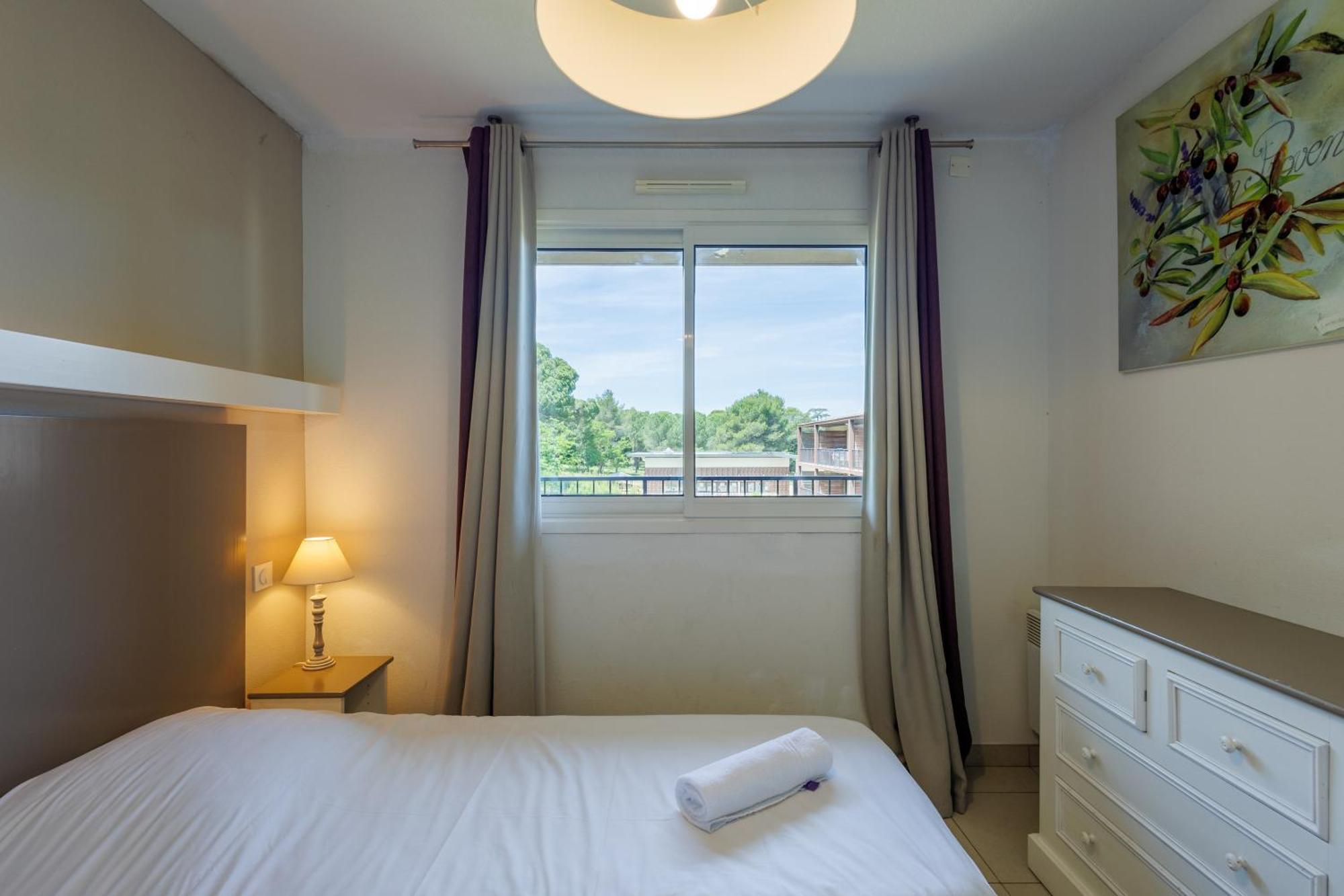 Residhotel Residence Pont Du Gard Ремулін Екстер'єр фото