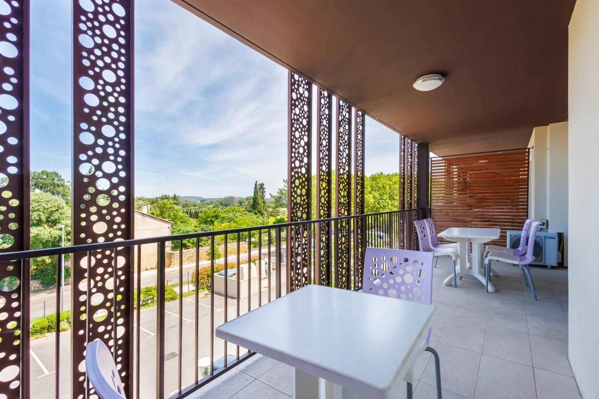 Residhotel Residence Pont Du Gard Ремулін Екстер'єр фото