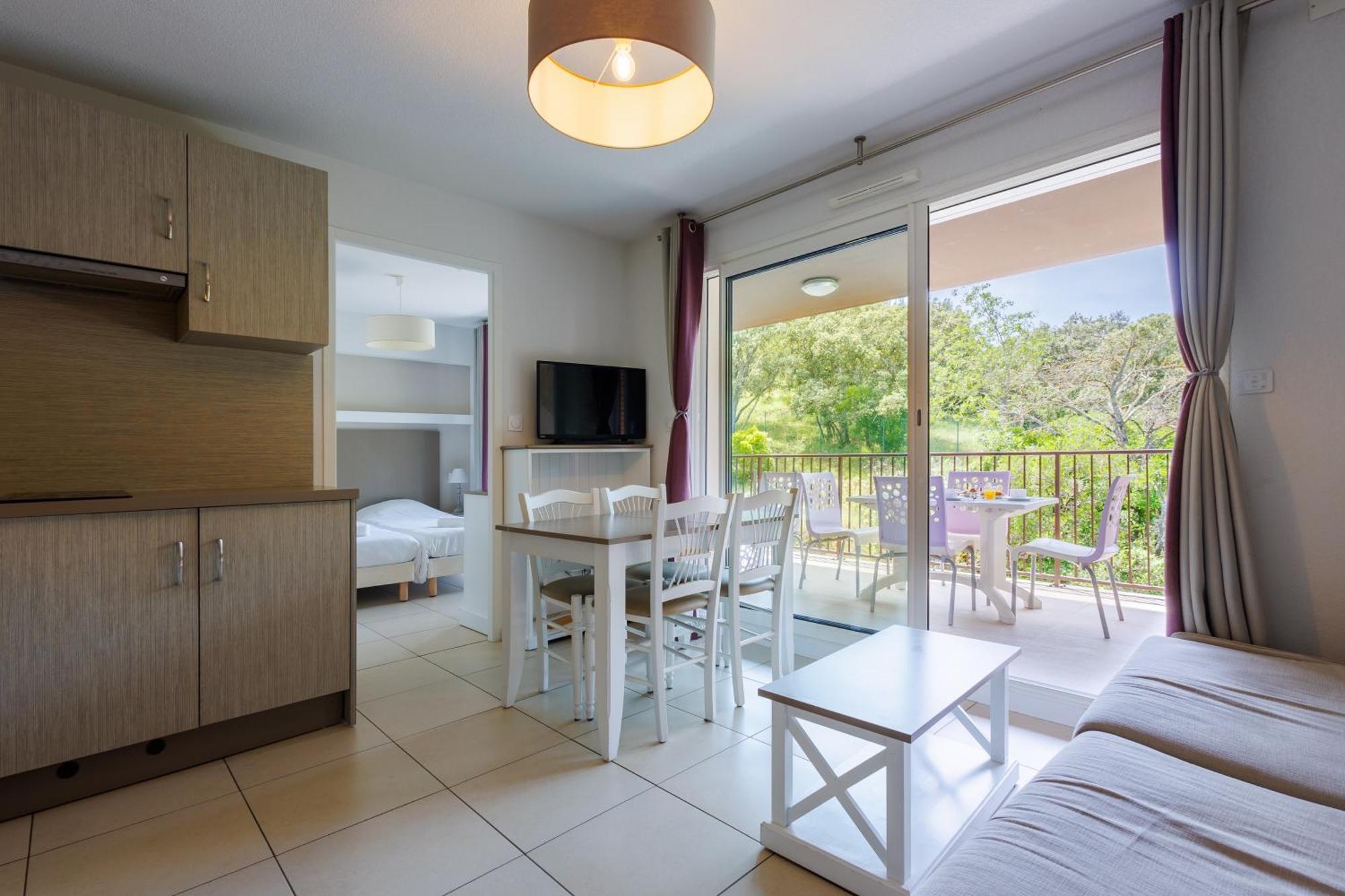 Residhotel Residence Pont Du Gard Ремулін Екстер'єр фото