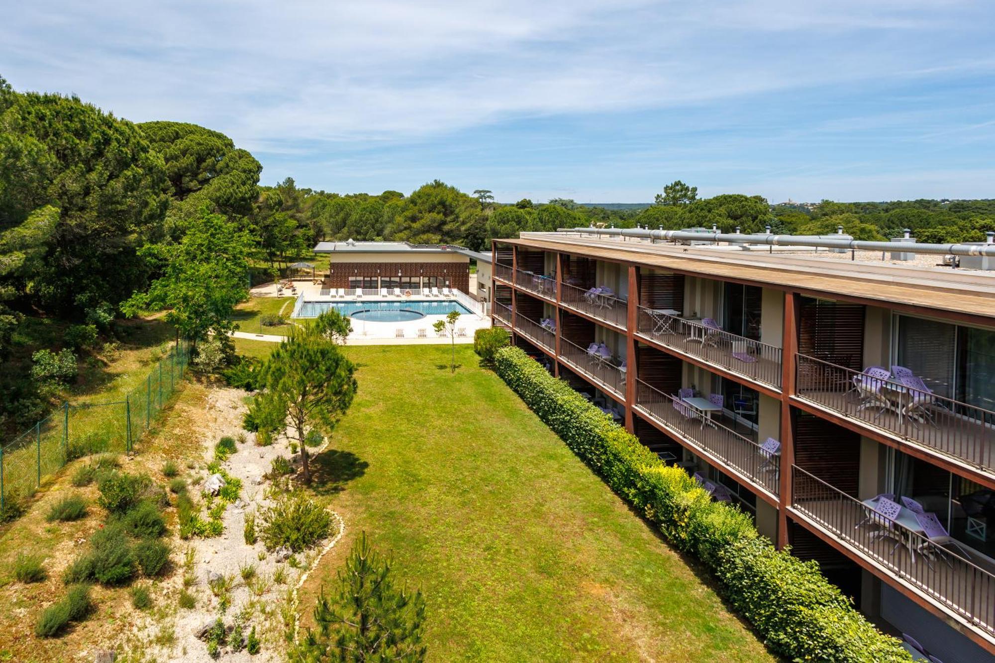 Residhotel Residence Pont Du Gard Ремулін Екстер'єр фото