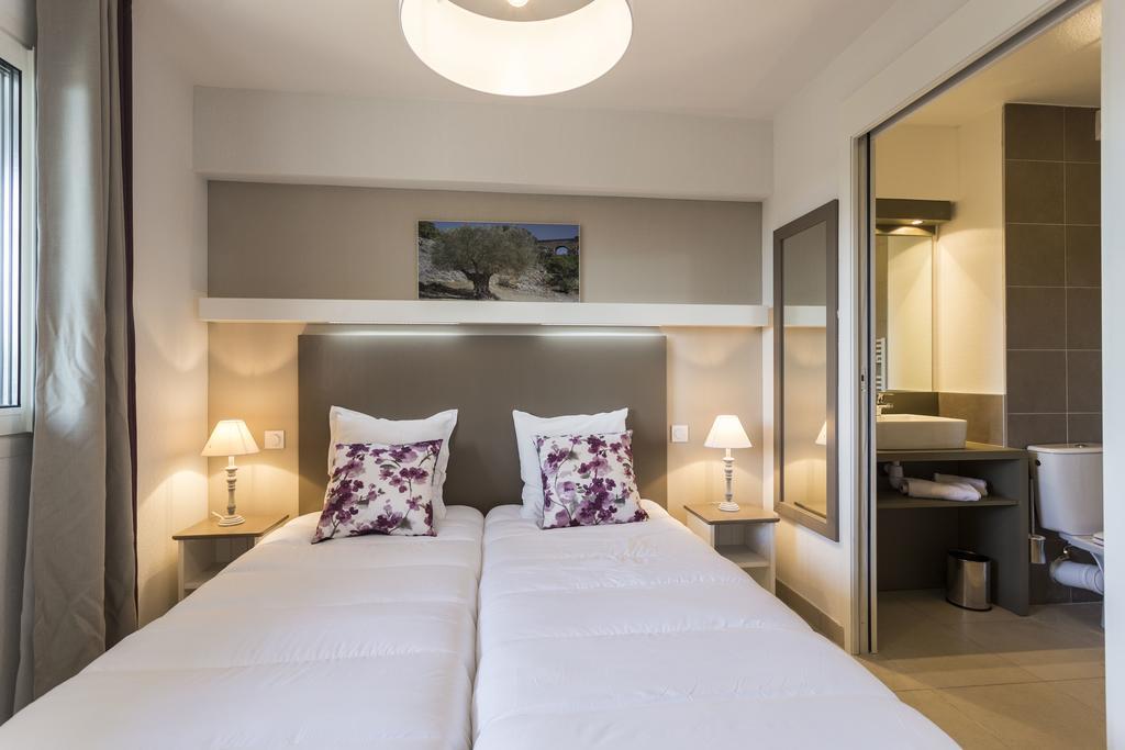 Residhotel Residence Pont Du Gard Ремулін Номер фото
